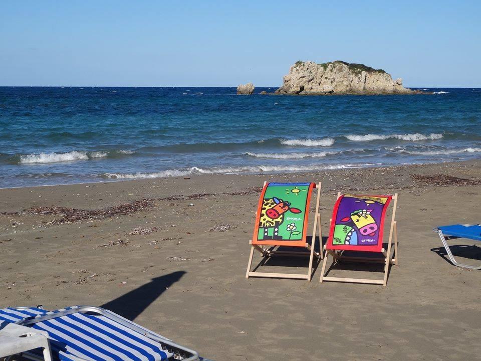 Christinas Apartments Agios Matthaios  Екстер'єр фото